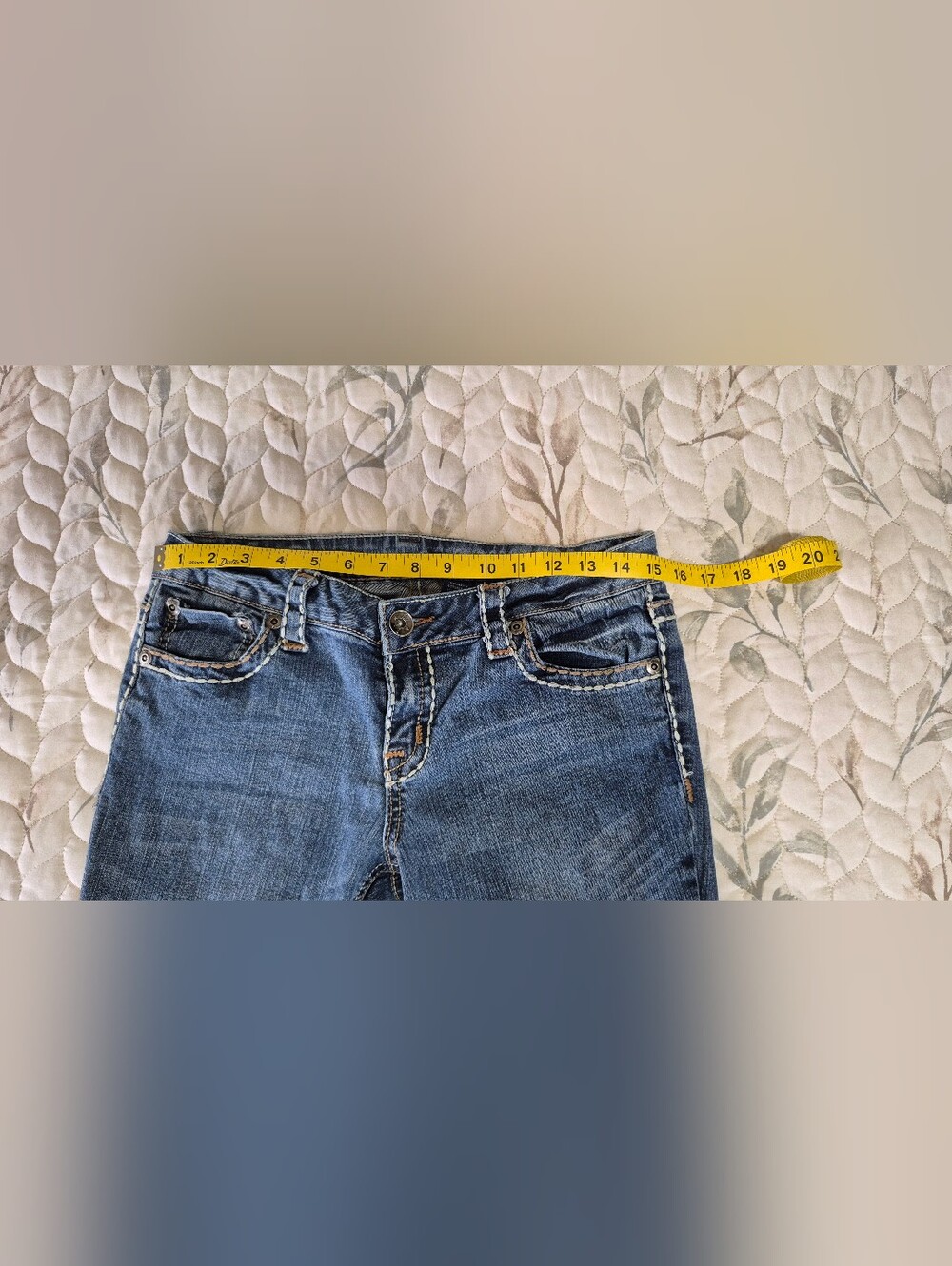 ZCO Premium Juniors's Straight Leg Jeans in Medium Blue Wash - Picture 5 of 10